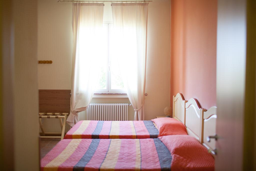 Agriturismo Il Mondo Guest House Parma Ruang foto