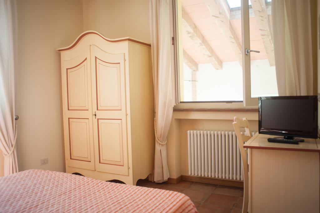 Agriturismo Il Mondo Guest House Parma Ruang foto