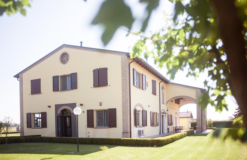 Agriturismo Il Mondo Guest House Parma Bagian luar foto